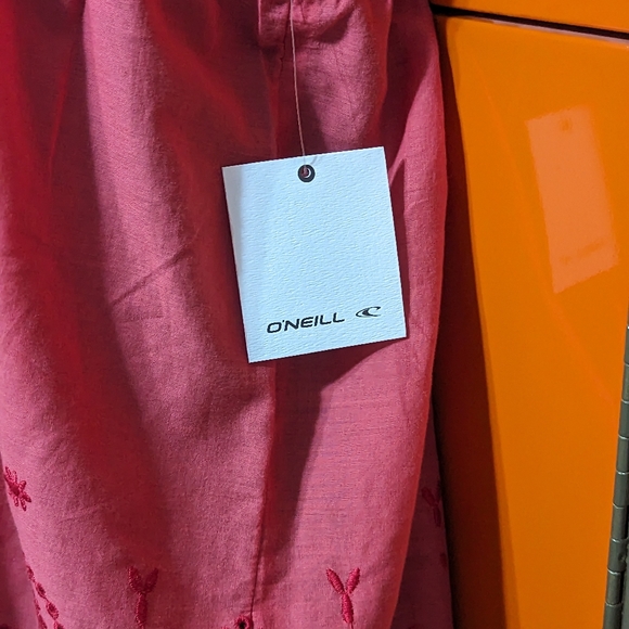 NWT O'Neill Lexie Sleeveless Mauve Embroidered Eyelet Top Size Medium - Picture 4 of 8